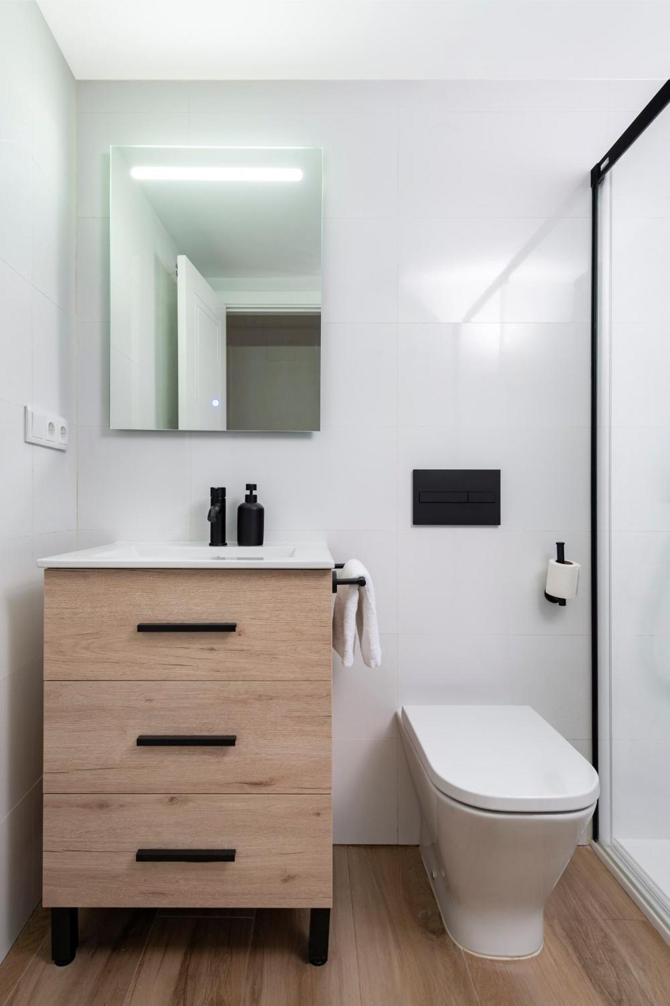 Magno Apartments Real De La Carreteria Seville Ngoại thất bức ảnh